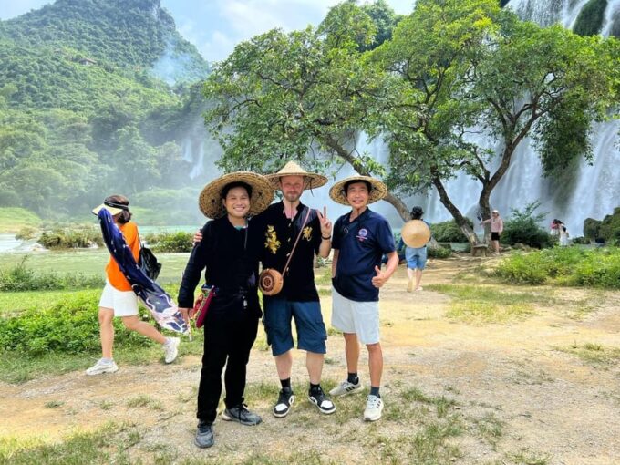 From Hanoi: Ban Gioc Waterfall 1 Day With Local Guide - Customer Feedback and Ratings