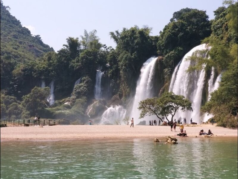 From Hanoi: Ban Gioc Waterfalls 2-Day 1-Night Tour - Hotel Check-in and Dinner
