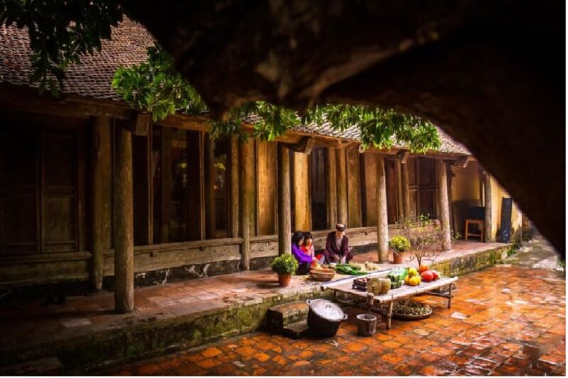 From Hanoi: Duong Lam Ancient Village Day Tour With Lunch - Key Points