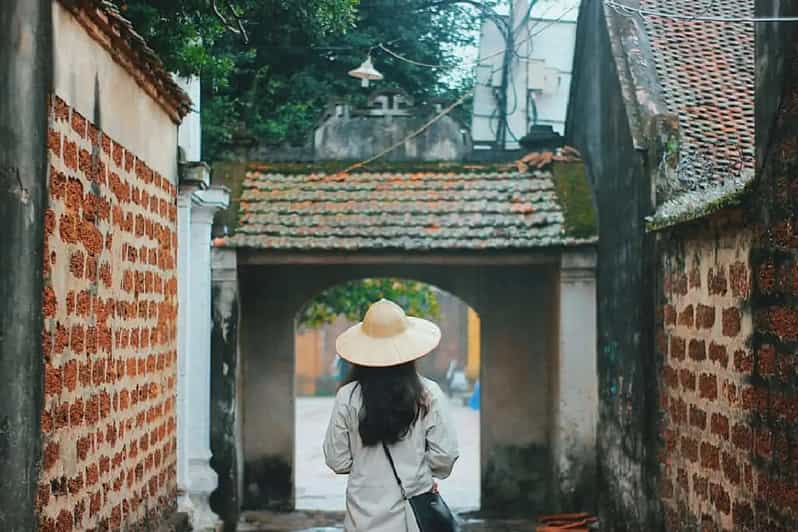 From Hanoi: Duong Lam Ancient Village Day Tour With Lunch - Itinerary Highlights