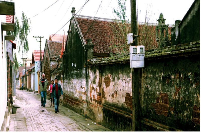 From Hanoi: Duong Lam Ancient Village Day Tour With Lunch - Preparation and Restrictions