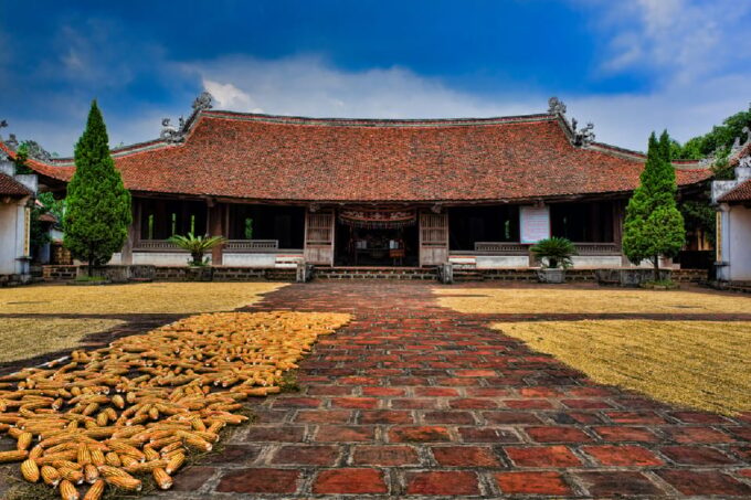 From Hanoi: Duong Lam Ancient Village Day Tour With Lunch - Duong Lam Ancient Village