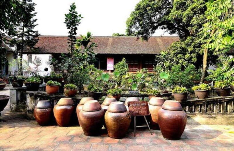 From Hanoi: Duong Lam Ancient Village Private Full-Day Trip - Discovering Local Crafts