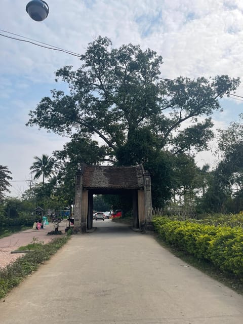 From Hanoi: Duong Lam Ancient Village Private Tour - Key Sites and Highlights