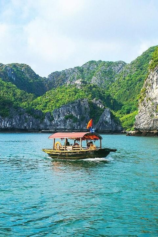 From Hanoi: Explore Cat Ba In 1 Day - Kayaking and Swimming Activities