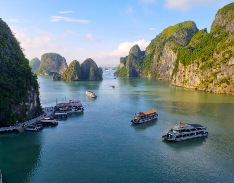 From Hanoi: Full-Day Halong Cruise- Lunch, Kayak, Visit Cave - Key Points