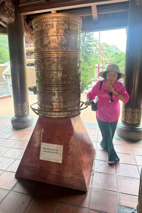 From Hanoi: Full-Day Perfume Pagoda Group Tour With Lunch - Vegetarian Lunch Included