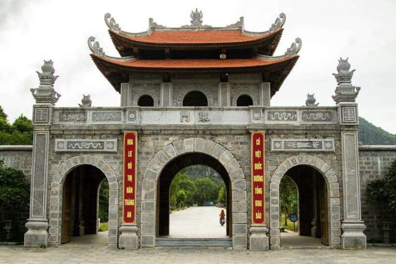 From Hanoi: Full-day Tam Coc River Adventure - Inclusions
