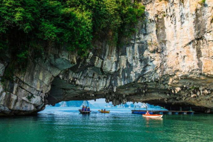 From Hanoi: Ha Long Bay 1-Day Cruise Trip W Titop& Kayaking - Pickup and Transportation