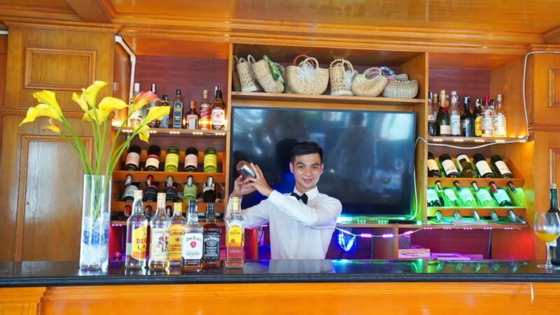 From Hanoi: Ha Long Bay 1 Day With Group Tour - Key Points
