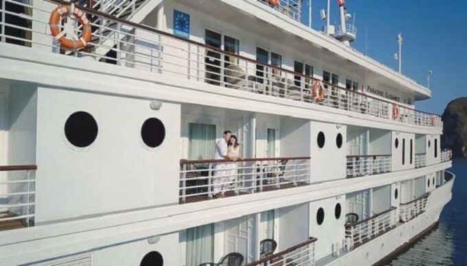 From Hanoi: Ha Long Bay 2D1N Tours With 5stars Luxury Cruise - Cruise Experience and Features