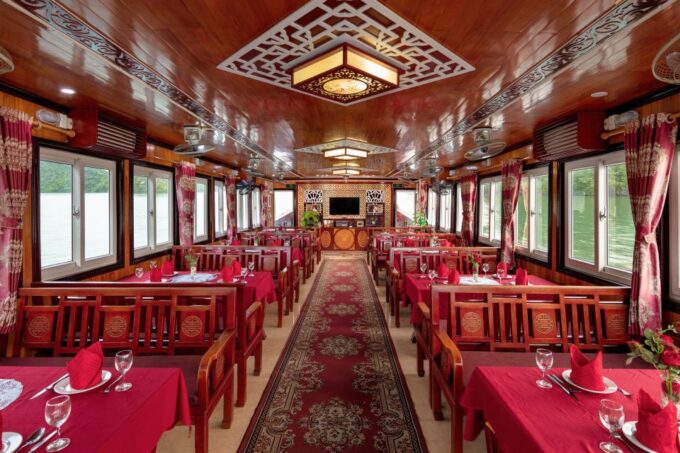 From Hanoi: Ha Long Bay Boat Trip W/ Ti Top & Sung Sot Visit - Pickup and Drop-off Locations