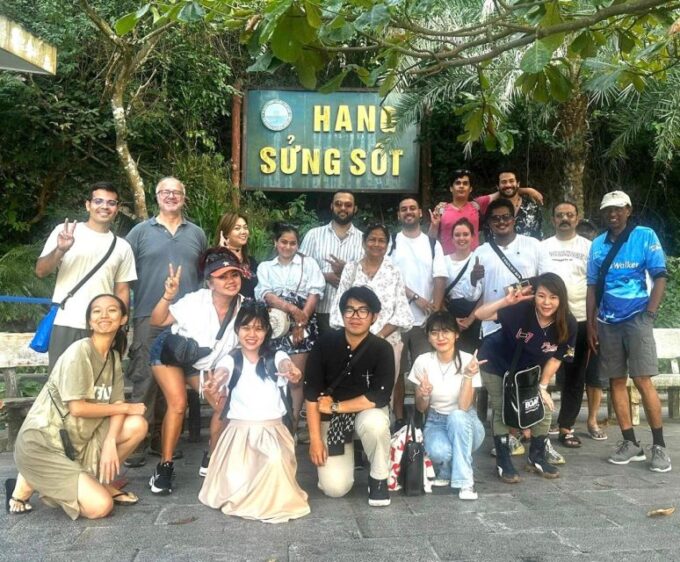 From Hanoi: Halong Bay Full Day 5-star Cruise - Kayaking or Bamboo Boat