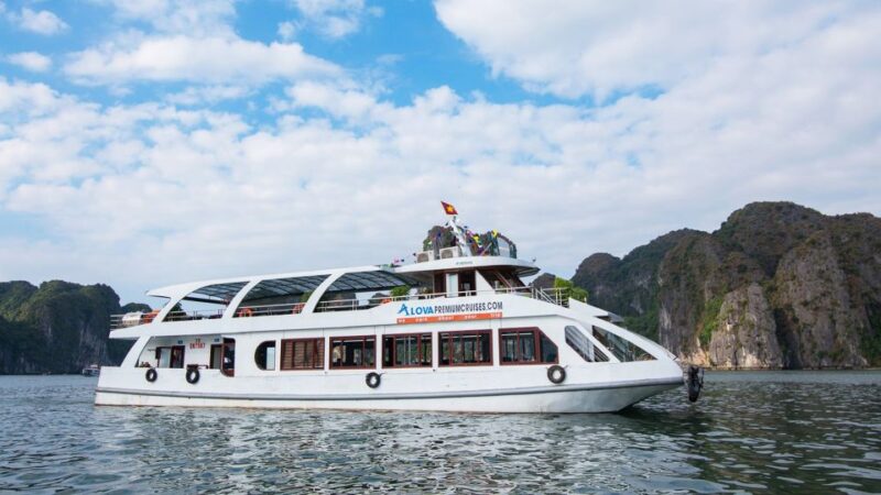 From Hanoi: Halong Bay Luxury Full-Day Trip by Boat - Exploring Halong Bay