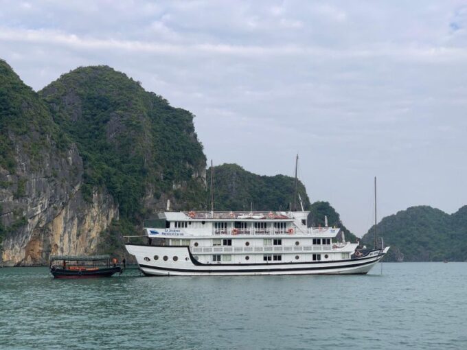 From Hanoi: Highlights North Vietnam 5 Days Tour - Tour Restrictions