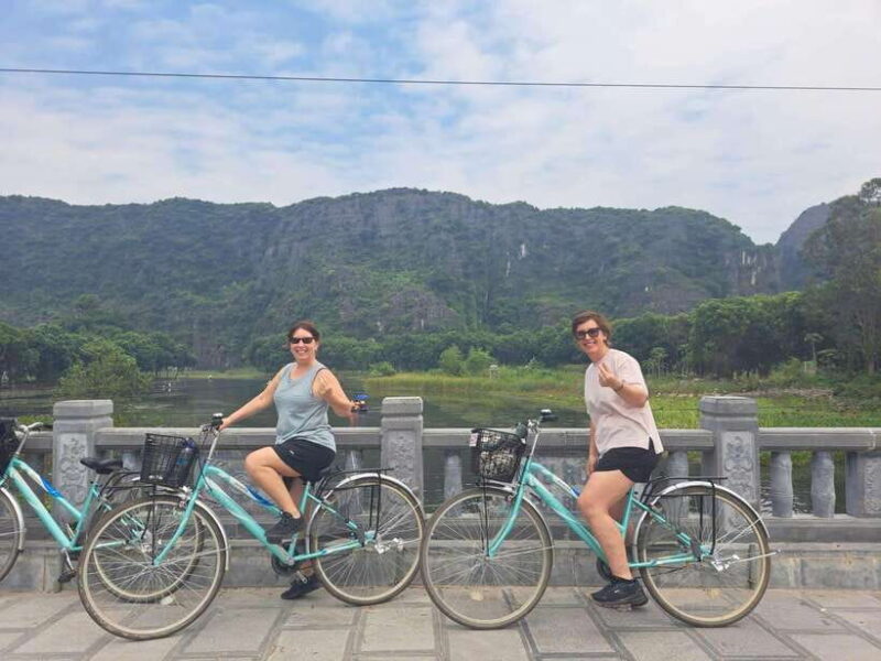 From Hanoi: Hoa Lu and Tam Coc 1 Day Trip - Buffet Lunch at Ninh Binh Excursion Restaurant