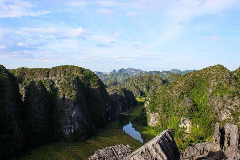 From Hanoi: Hoa Lu, Bai Dinh, Trang An, Tam Coc and Mua Cave - Itinerary Details