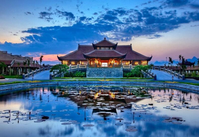 From Hanoi: Hoa Lu Citadel, Tam Coc/Trang an and Mua Caves - Experience Details