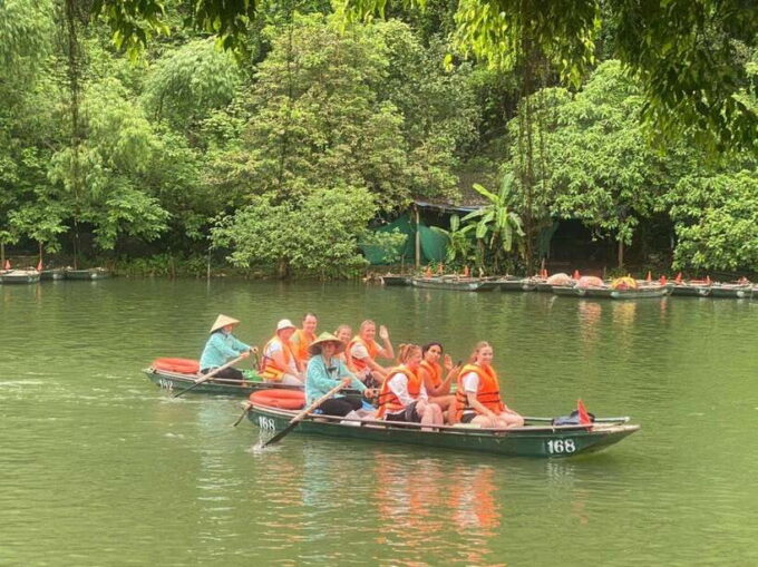From Hanoi : Hoa Lu, Tam Coc, and Mua Cave Day Trip - What to Expect During the Day Trip