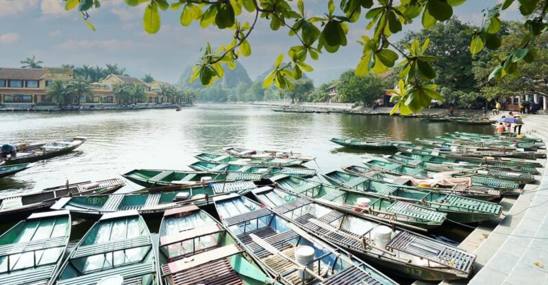 From Hanoi: Hoa Lu - Tam Coc - Mua Cave/Guide/Lunch/Biking - Hoa Lu Ancient Capital