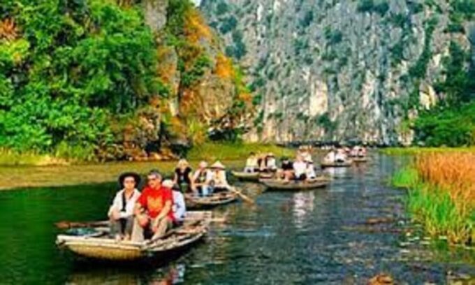 From Hanoi: Hoa Lu Tam Coc Mua Cave Lunch at Restaurant - Availability and Booking Information