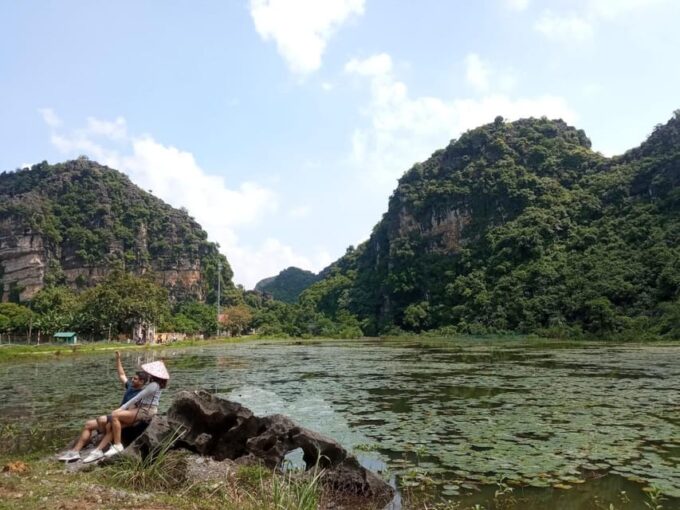 From Hanoi: Hoa Lu, Tam Coc or Trang An Day Trip - Exploring Tam Coc