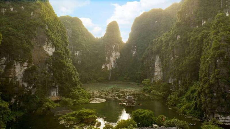 From Hanoi: Hoa Lu - Trang An - Mua Cave 1 Day Trip - Highlights and Activities