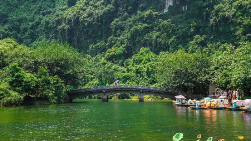 From Hanoi: Hoa Lu - Trang An - Mua Cave Day Trip - Hoa Lu Ancient Capital