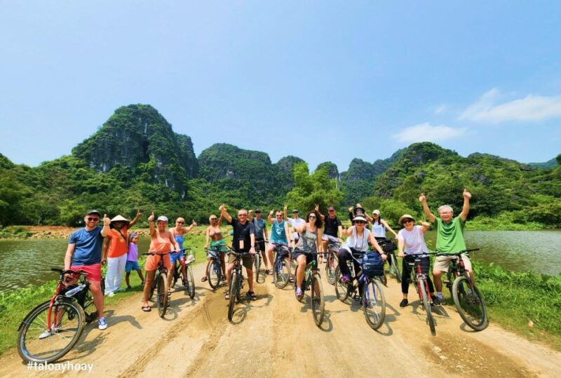 From Hanoi: Hoa Lu-Trang An-Mua Cave Luxury Trip W/Limousine - Buffet Lunch and Specialties