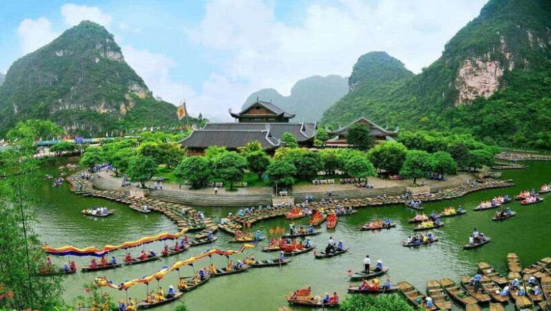From Hanoi: Hoa Lu, Trang An, Mua Cave Premium Group Tour - Included Services