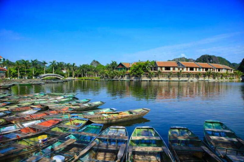 From Hanoi: Hoa Lu - Trang An-Mua Cave With Buffet Lunch - Itinerary Highlights