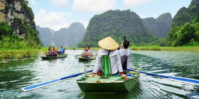 From Hanoi: Hoa Lu, Trang An, Mua Cave With Buffet Lunch - Cancellation and Booking