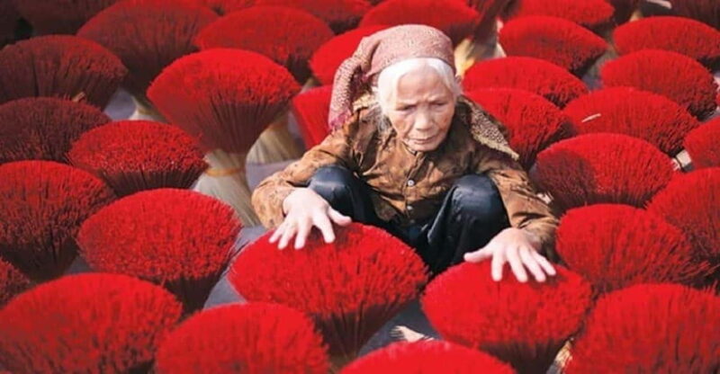 From Hanoi: Incense Village and Hat Making Village Half Day - Village Visit: Chuong