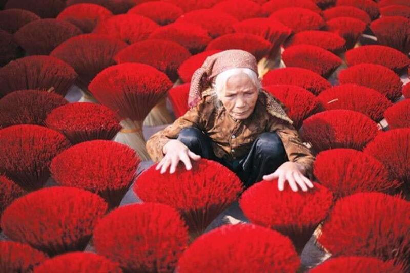 From Hanoi: Incense Village & Train Street Small Group Tour - Customer Feedback