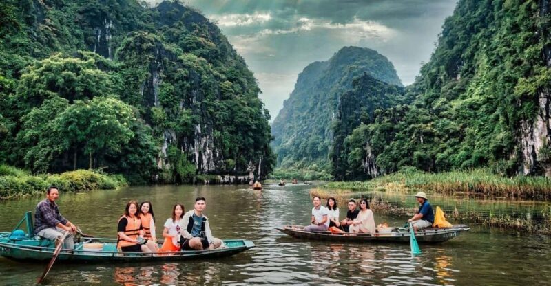 From Hanoi: Ninh Binh & Hoa Lu & Tam Coc/ Trang An - Itinerary Highlights