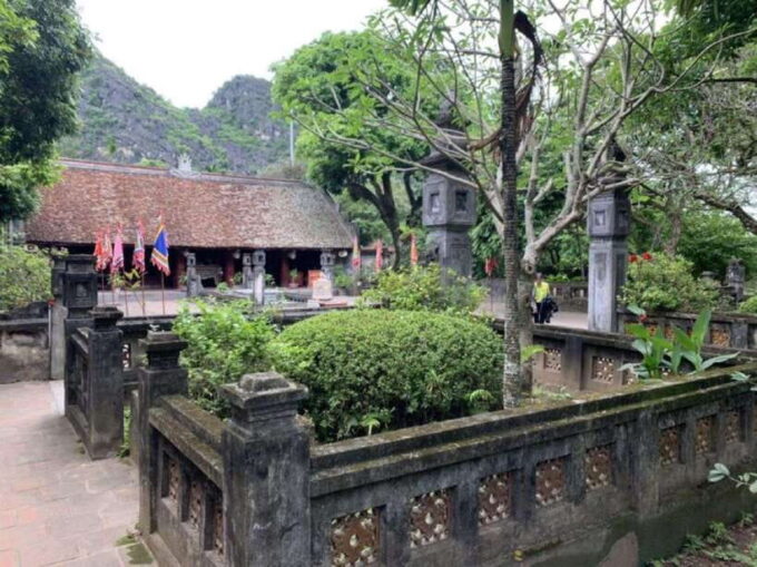 From Hanoi: Ninh Binh, Hoa Lu, Trang An and Mua Cave Trip - Important Information