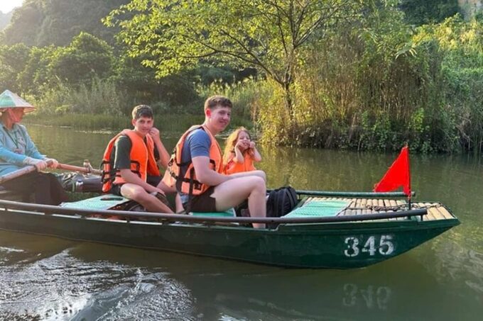 From Hanoi: Ninh Binh Tour With Mua Cave & Tam Coc Boat Trip - Bamboo Boat Ride Through Tam Coc