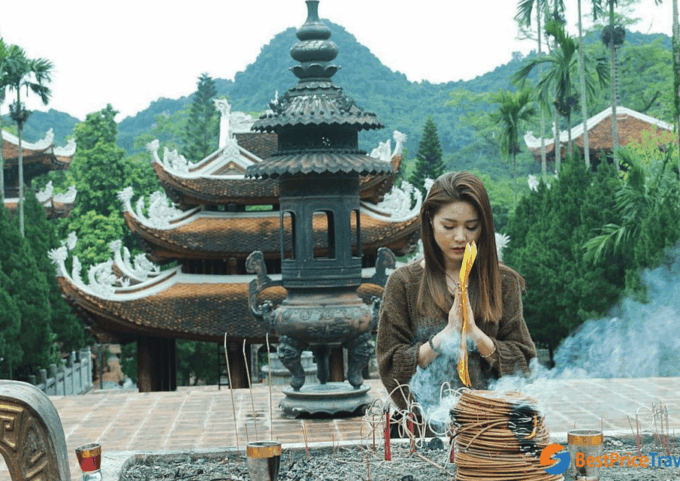 From Hanoi: Private Tour Incense Village & Perfume Pagoda - Frequently Asked Questions