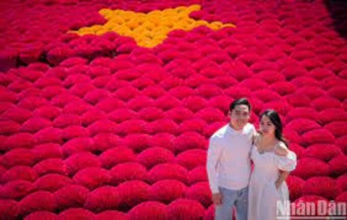 From Hanoi: Quang Phu Cau Incense Village Private Day Trip - Transportation and Pickup