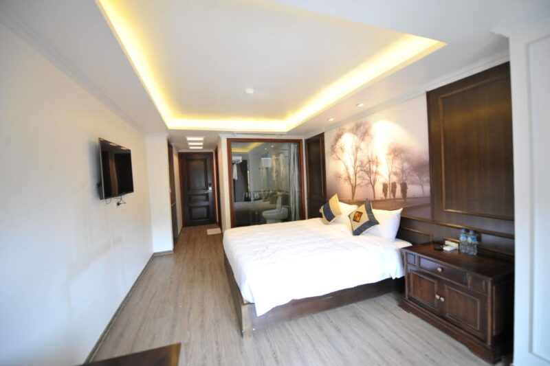 From Hanoi: Sapa 2 Day 1 Night At Sapa Retreat Condotel - Key Points
