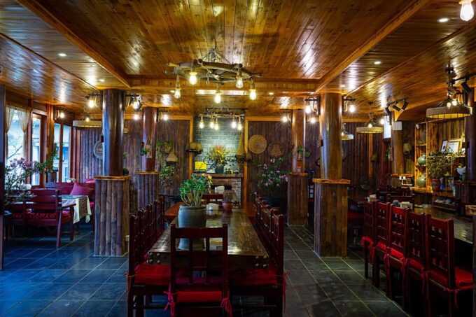 From Hanoi: Sapa 2 Days Tour With Bus and Accommodation - Group Size and Guide