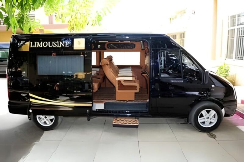 From Hanoi: Shared Transfer to Sapa by Luxury Limousine - Included in the Fare