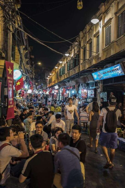 From Hanoi: Street Food Walking Tour With Train Street, Bar - Exploring Hanois Old Quarter