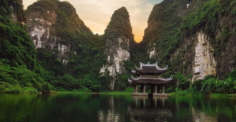 From Hanoi: Tam Coc/TrangAn, Hoa Lu & Mua Cave Full-Day Trip - Key Points