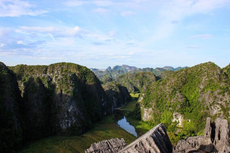 From Hanoi: Tam Coc/TrangAn, Hoa Lu & Mua Cave Full-Day Trip - Itinerary Highlights