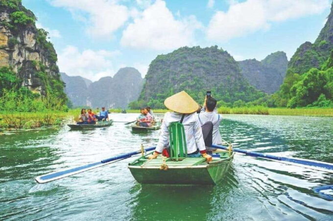 From Hanoi: Trang An Boat, Bai Dinh Pagoda, & Mua Cave Tour - Booking Information