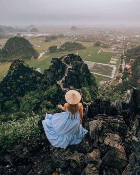 From Hanoi: Trang An Boat, Bai Dinh Pagoda, & Mua Cave Tour - Since You Asked