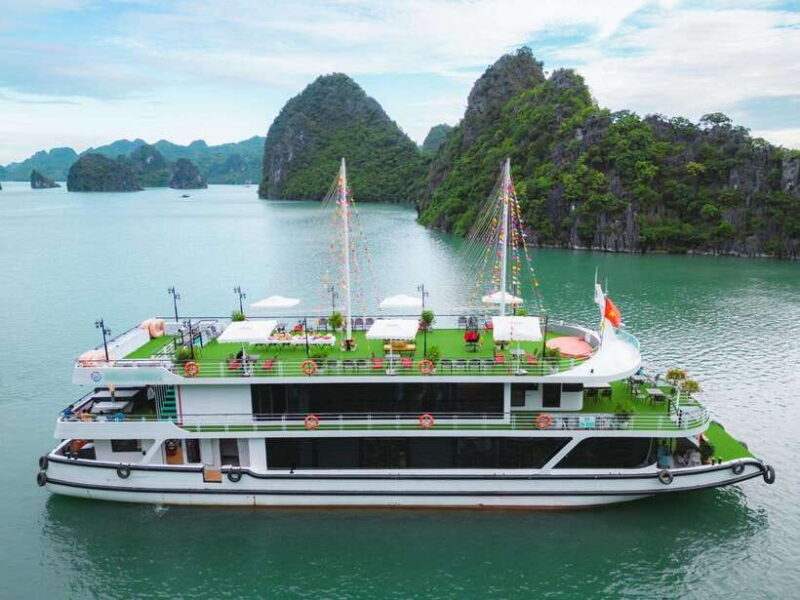 From Hanoi:1 Day Ha Long Bay Premium Cruise-Buffet & Jacuzzi - Itinerary and Schedule