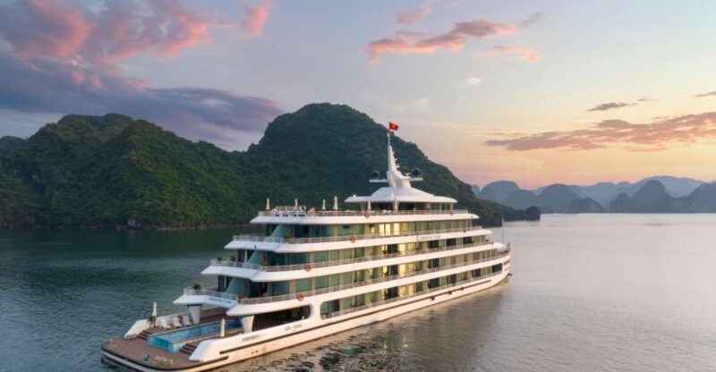 From Hanoi_Luxury 06 Stars Catherine Cruises 2 Days 1 Night - Itinerary and Activities