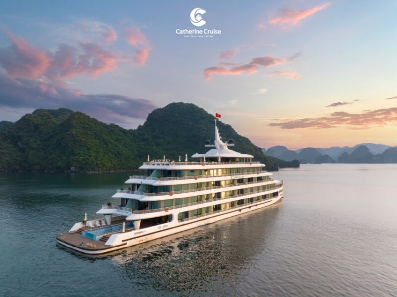 From Hanoi_Luxury 06 Stars Catherine Cruises 2 Days 1 Night - Accommodation and Amenities